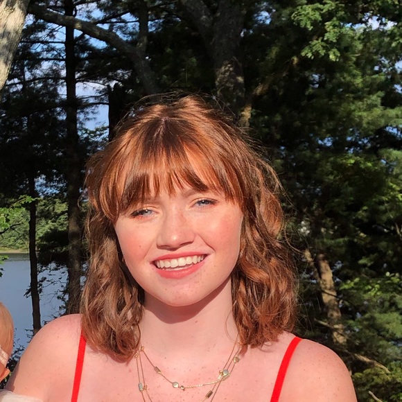 Meet your Posher, Erin - Picture 1 of 1